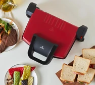 Karaca Future Essential Tost Makinesi Kırmızı